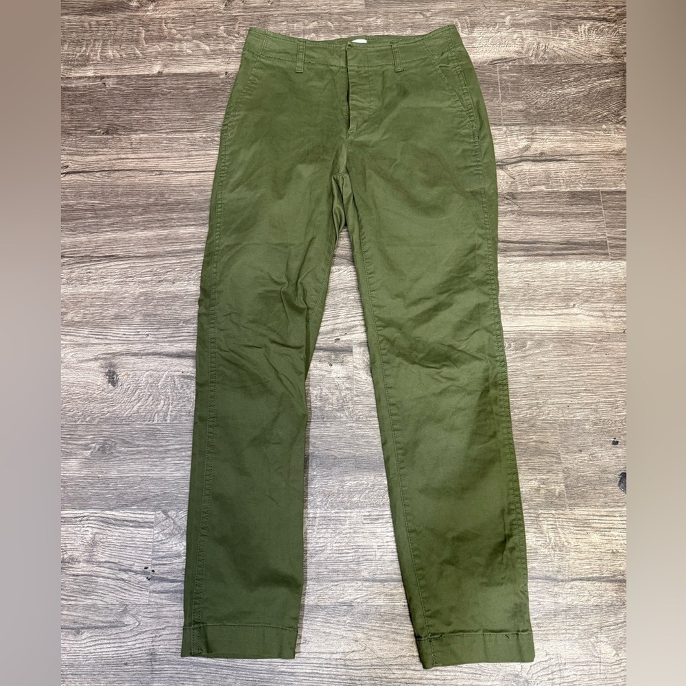 GAP Men's Forest Green Chinos